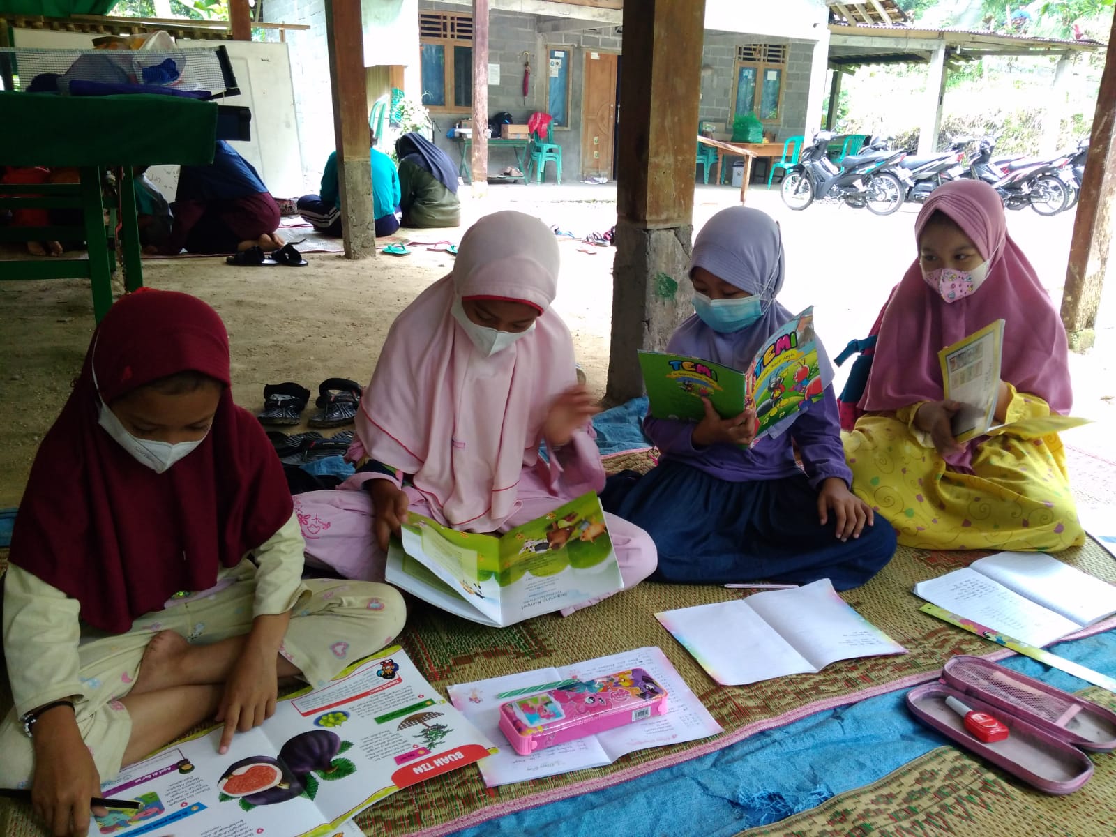 Karang Taruna Anjir Ikuti Pelayanan Book Loan Perpustakaan Swa Pustaka Hargorejo